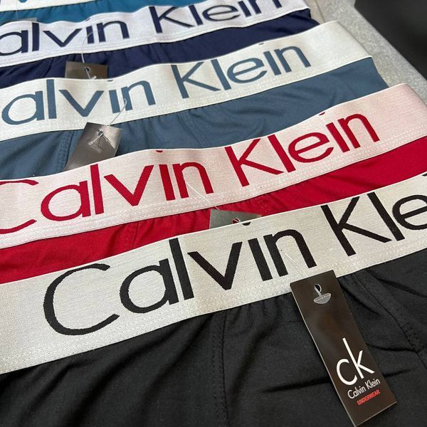 Набір чоловічих трусів Calvin Klein в брендованому боксі (5шт), Розмір XL, 0601 0601 фото